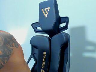 Brad Leon webcam flirt4free model stream image