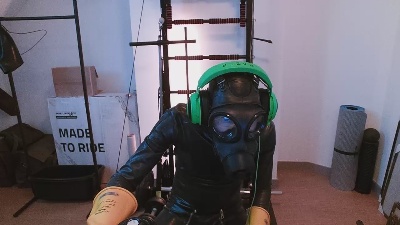 tom_rub webcam model stream image