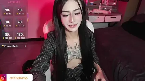 Rainbow-sweet webcam model stream image