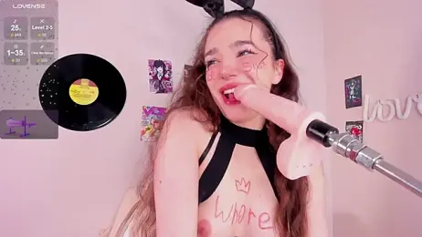 LosAlicee webcam model stream image