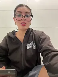 zui_lu webcam stripchat model stream image