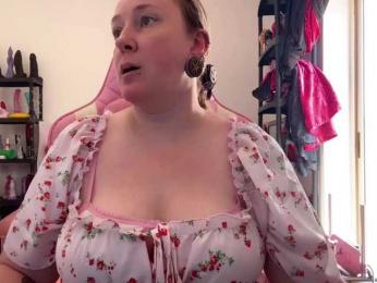 NylonQueen webcam model stream image