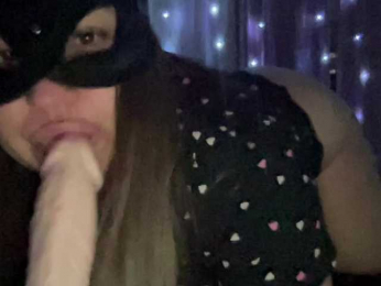 SweetStrawberry1 webcam model stream image