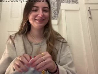 fantasyella webcam model stream image