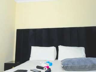 cutie-bootie webcam model stream image