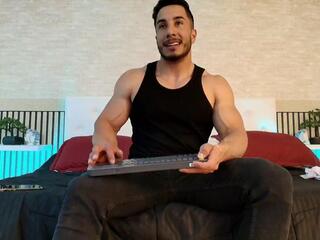 Zane Maverick webcam model stream image