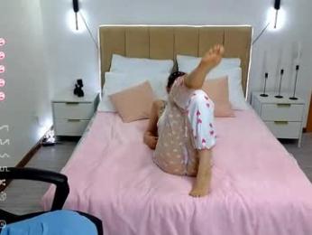 vibetwinkle webcam model stream image