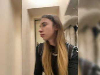 alizii webcam model stream image