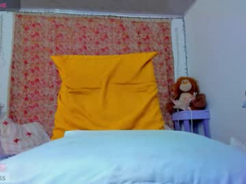 ladenandjuan webcam model stream image