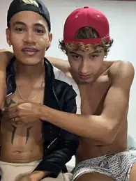 Dittoandpayton webcam stripchat model stream image