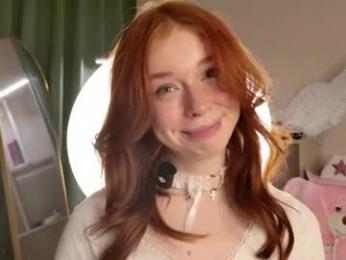 evelunee webcam chaturbate model stream image