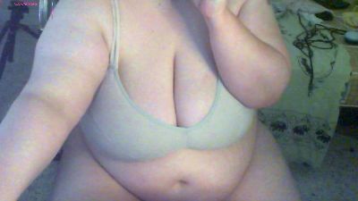 Maebis webcam model stream image