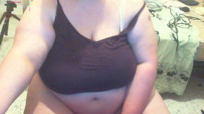 Maebis webcam model stream image