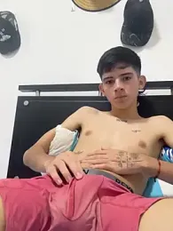 Kairox7 webcam stripchat model stream image