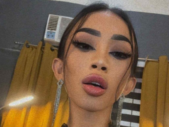 XyraOxford webcam model stream image