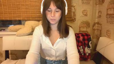 CorinnaTix webcam model stream image