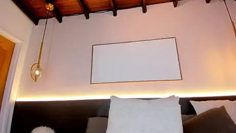 SolAvelar webcam model stream image