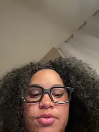 Lucy_wilson5 webcam stripchat model stream image