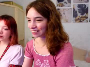 evi_brook webcam model stream image