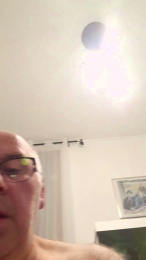 Loulou2x webcam model stream image