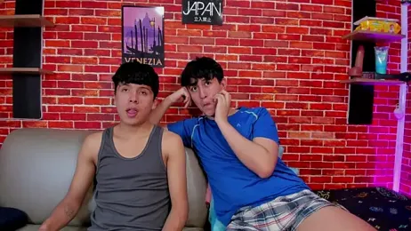 Hoot_boyss_ webcam model stream image
