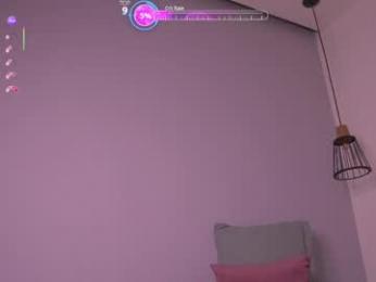 mia_reeves webcam model stream image