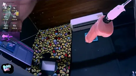 Nicolle_waterfalls webcam model stream image