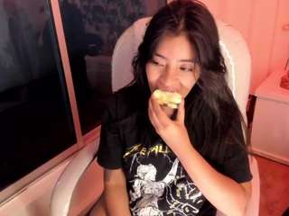 victoria-becker webcam model stream image