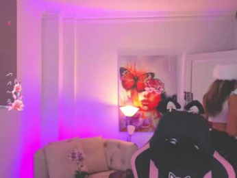 nataasha___ webcam model stream image