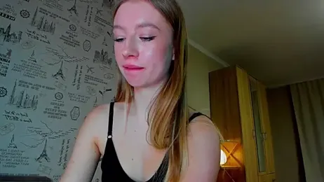 minidivaa_ webcam stripchat model stream image