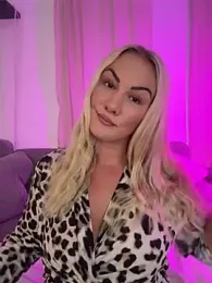 NastyMilf_ webcam model stream image