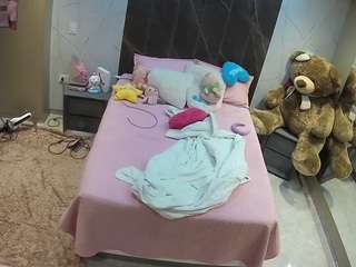 voyeurcam-casa-salsa-bedroom-3 webcam model stream image