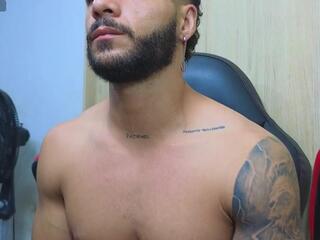 Ethan G webcam model stream image