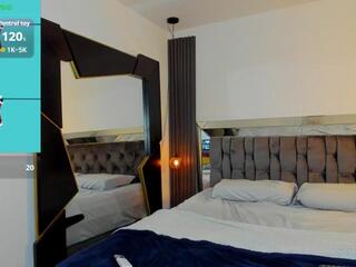 Marc Thompson webcam model stream image