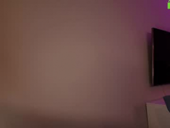 hollyextra webcam model stream image