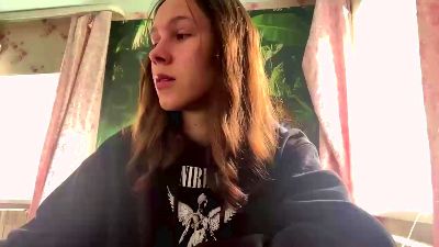 LeishaGrueber webcam model stream image