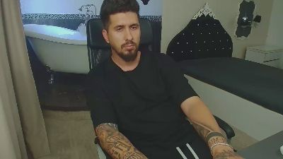 LoganStroud webcam model stream image