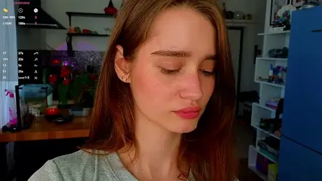 AliviaWithLove webcam model stream image