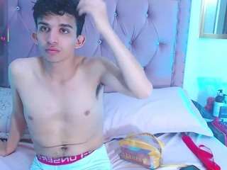 slendyclub webcam model stream image