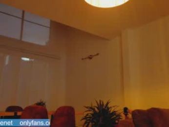 grettabenett_ webcam model stream image