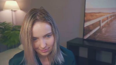 MitzieParonto webcam model stream image