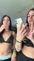 Maddyval webcam cam4 model stream image