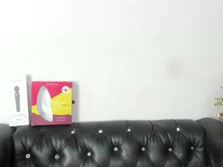 sscarleth-1 webcam model stream image