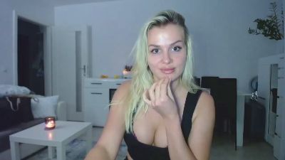 CorneliaBeauty webcam model stream image