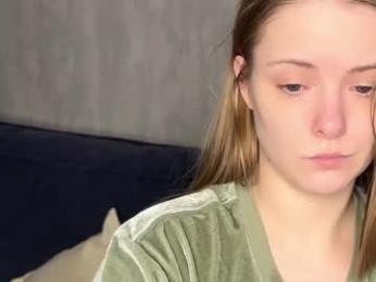 lili_01 webcam model stream image