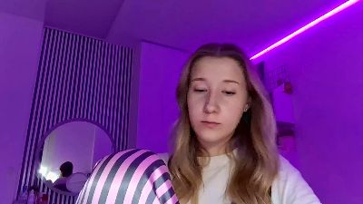 KendraBertel webcam model stream image