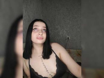22ALYSKA22 webcam model stream image