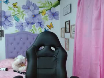 briathomas webcam model stream image