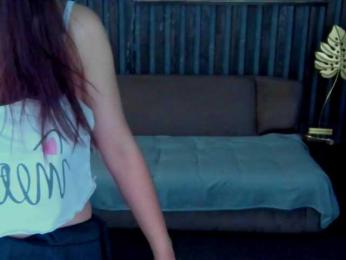 Livia-Shy webcam model stream image