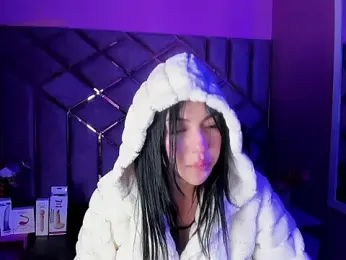 Poly_Sasha_ webcam model stream image